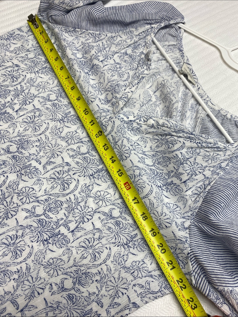 Lucky Brand Boho Peasant Blouse Coastal Blue Floral Stripe Mixed Print | Medium - Picture 10 of 11
